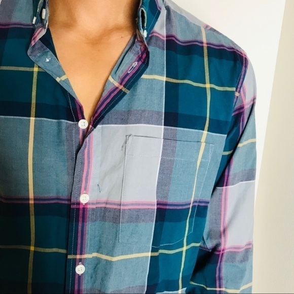 GOODFELLOW & Co. The Northrop Shirt Men’s ButtonUp - Picture 3 of 8